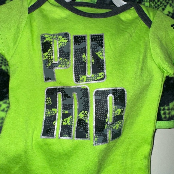 Puma Neon Green Kids Bodysuit Set 6-9M - Picture 2 of 5
